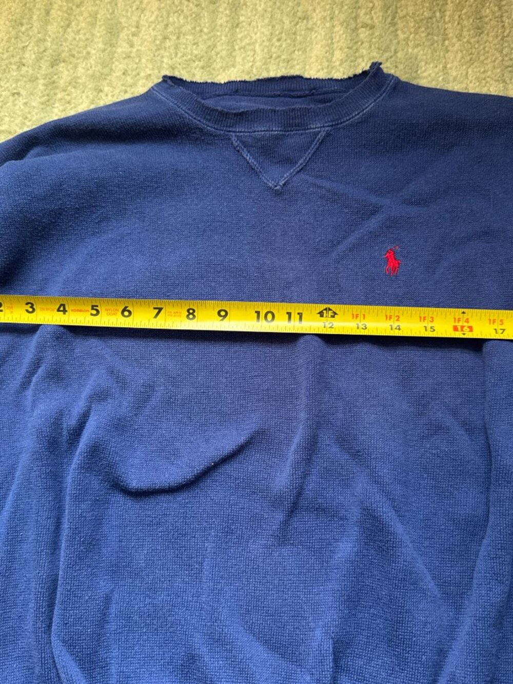 Ralph Lauren vintage navy crewneck sweatshirt - Picture 2 of 3